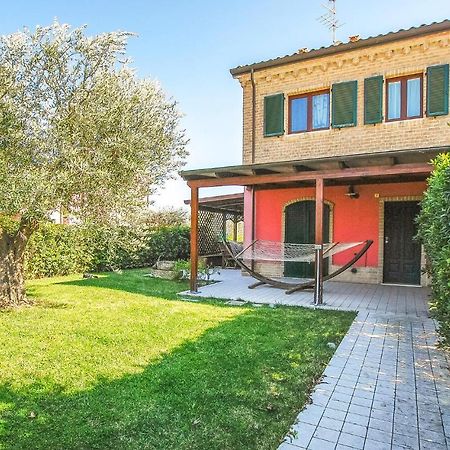 Beautiful Home In Porto Recanati With Wifi Luaran gambar